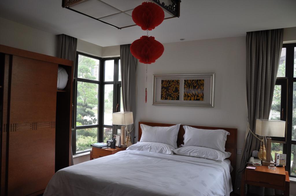 Country Garden Phoenix Hotel Jingmen Buitenkant foto