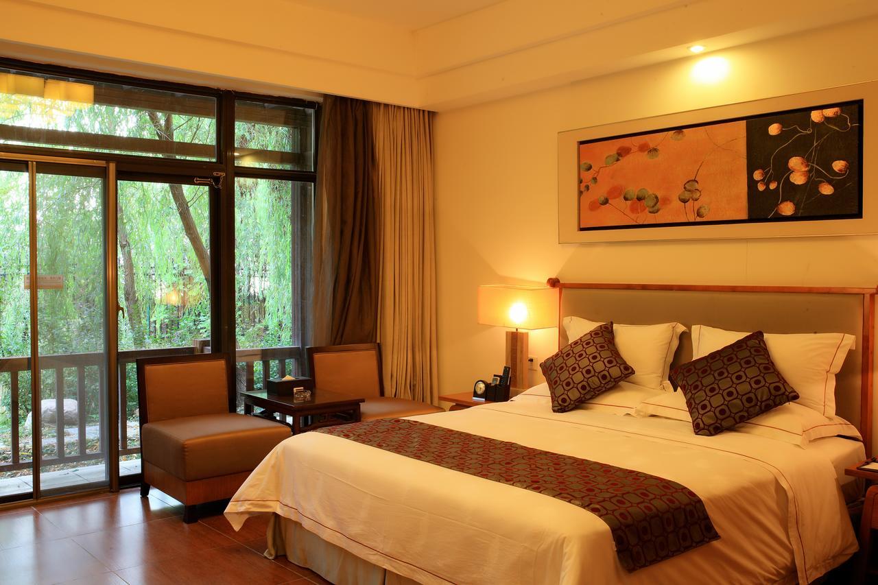 Country Garden Phoenix Hotel Jingmen Buitenkant foto