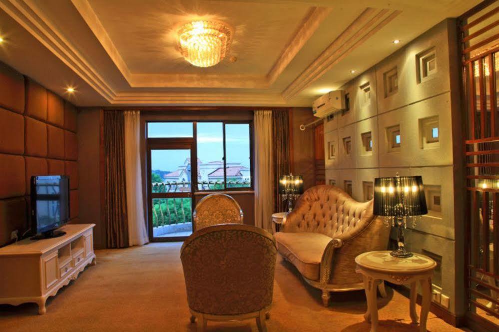 Country Garden Phoenix Hotel Jingmen Buitenkant foto
