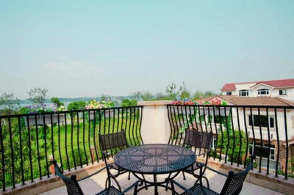 Country Garden Phoenix Hotel Jingmen Buitenkant foto